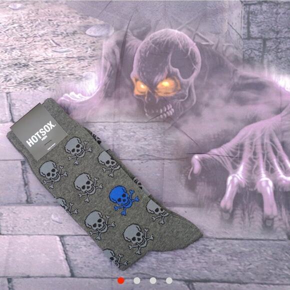 NWT Skull & Crossbones Charcoal Heather Hot Sox - Picture 1 of 4